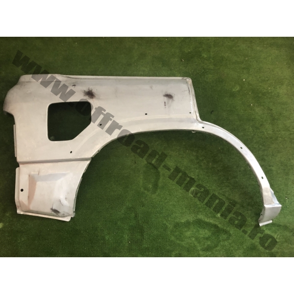 Aripa dreapta spate Nissan Patrol Y61
