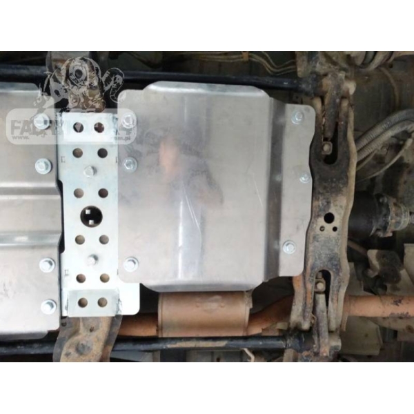 Scut aluminiu reductor Mitsubishi Pajero II 2.8D automat 91-99
