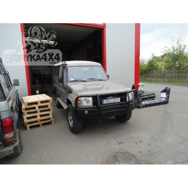 Bara fata OFF ROAD cu bull bar Toyota Land Cruiser HZJ 78