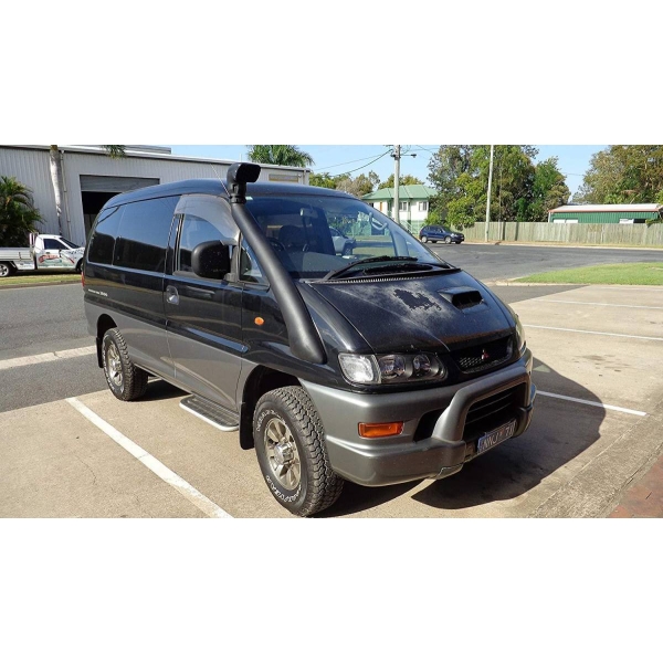 Snorkel compatibil cu VW T4 pentru Mitsubishi Delica L400