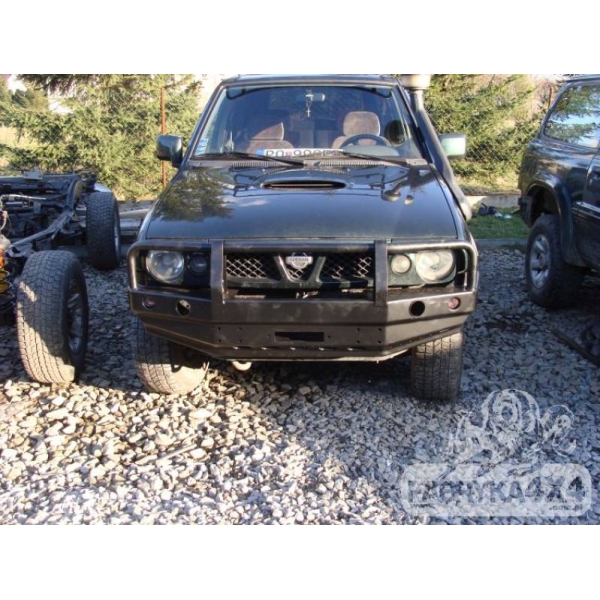 Bara fata OFF ROAD Nissan Terrano II 96-00 cu bullbar