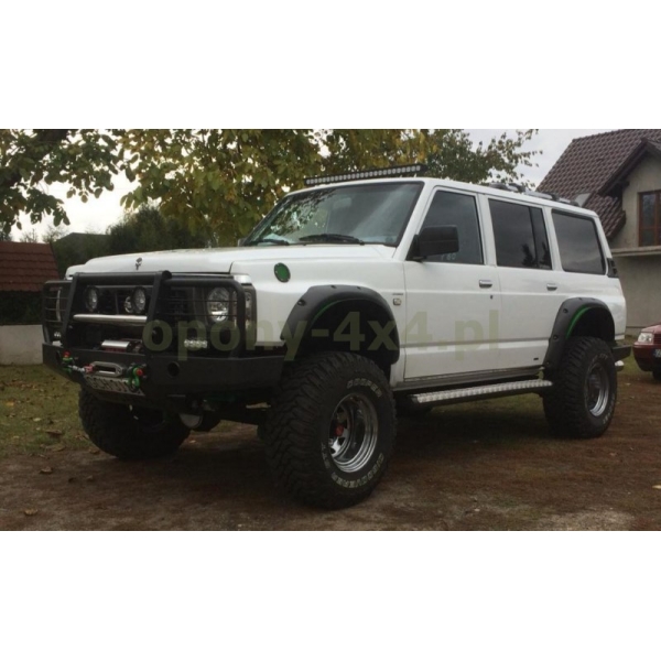 Overfendere Nissan Patrol Y60 (1989-1997r) cu 3 si 5 usi -12 cm