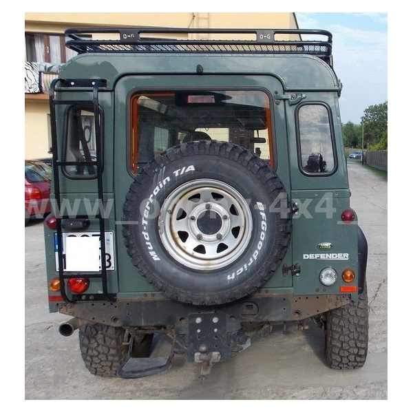 Scara pentru Land Rover Defender 110 si 90