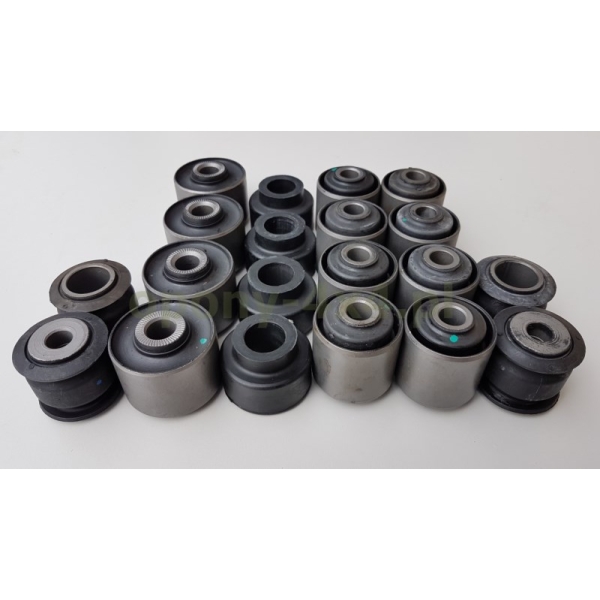 Set bucse metal pentru Nissan Patrol Y60/Y61 2.8