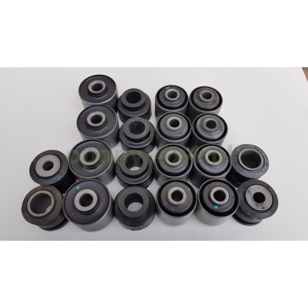 Set bucse metal pentru Nissan Patrol Y60/Y61 3.0