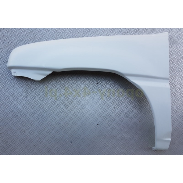 Aripa stanga pentru Nissan Terrano 2, inainte de facelift