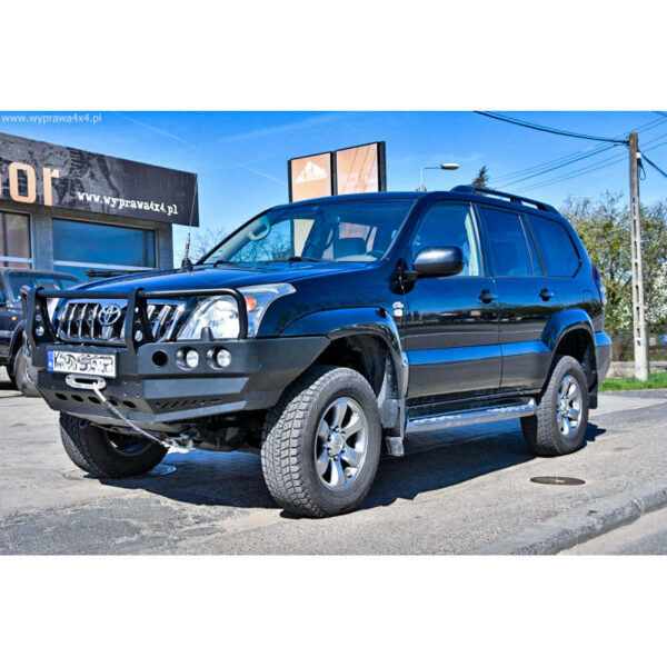 Bara fata cu bullbar versiunea cu overfendere pentru Toyota Land Cruiser J120 (2002-2009)