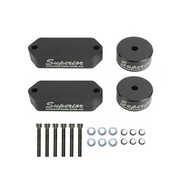 Extensii limitatoare cursa fata Superior Engineering pentru Toyota Land Cruiser 90'-07'