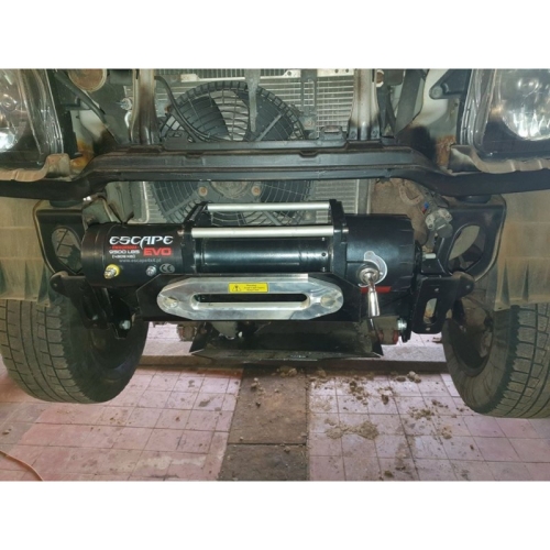 Placa troliu Suzuki Jimny (1998-2017) – montare sub bara originala_