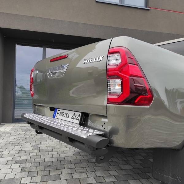 Bara spate pentru Toyota Hilux Revo 2020-